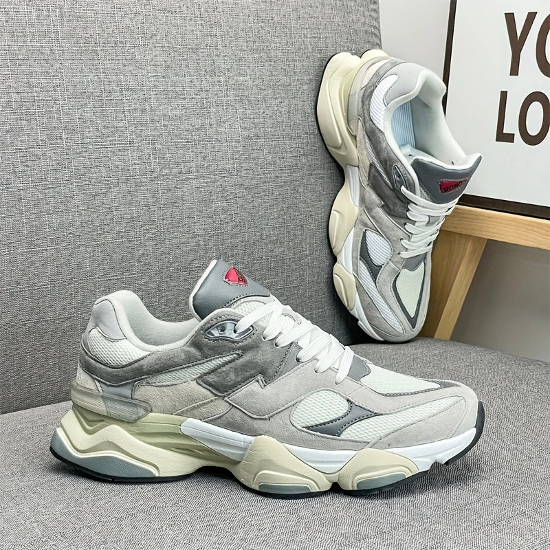 sportschoenen/ normale schoenen